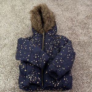 Gently used toddler jacket! It is navy blue with little gold hearts! :)